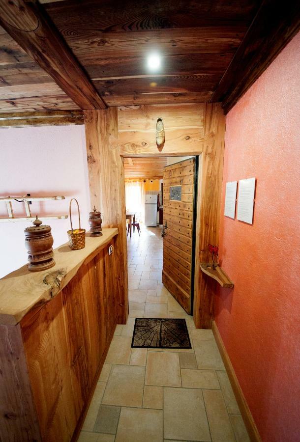 maison povil Quart Extérieur photo
